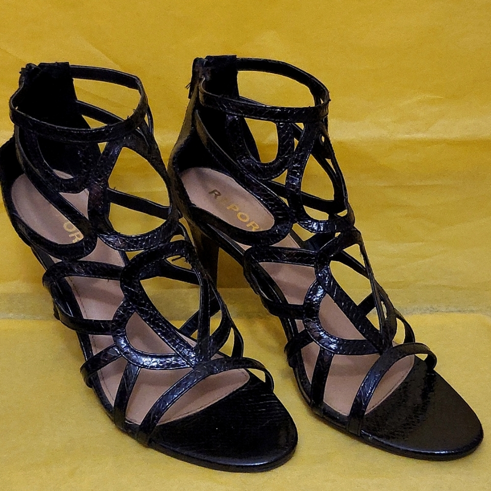 Report Heels